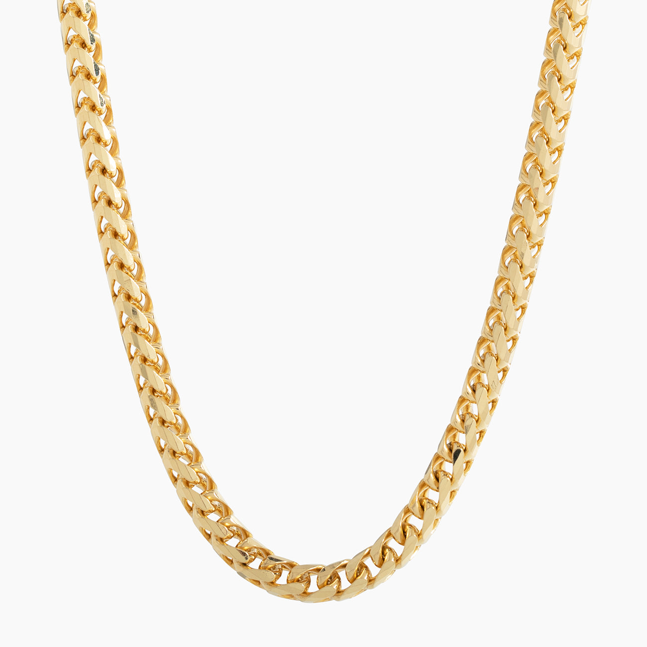 closeup of a 14 karat yellow gold 4mm diamond cut franco chain